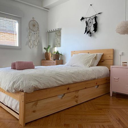 Apartamento Tranquilo En El Centro De Burgo Екстериор снимка