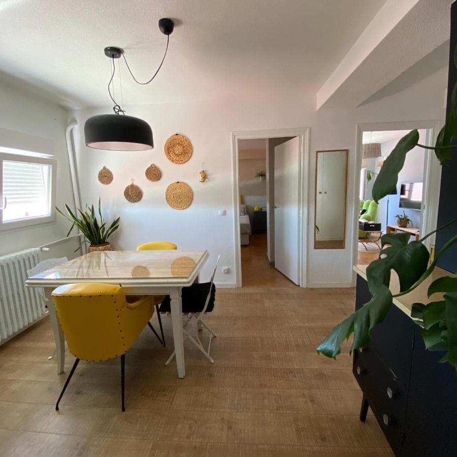 Apartamento Tranquilo En El Centro De Burgo Екстериор снимка