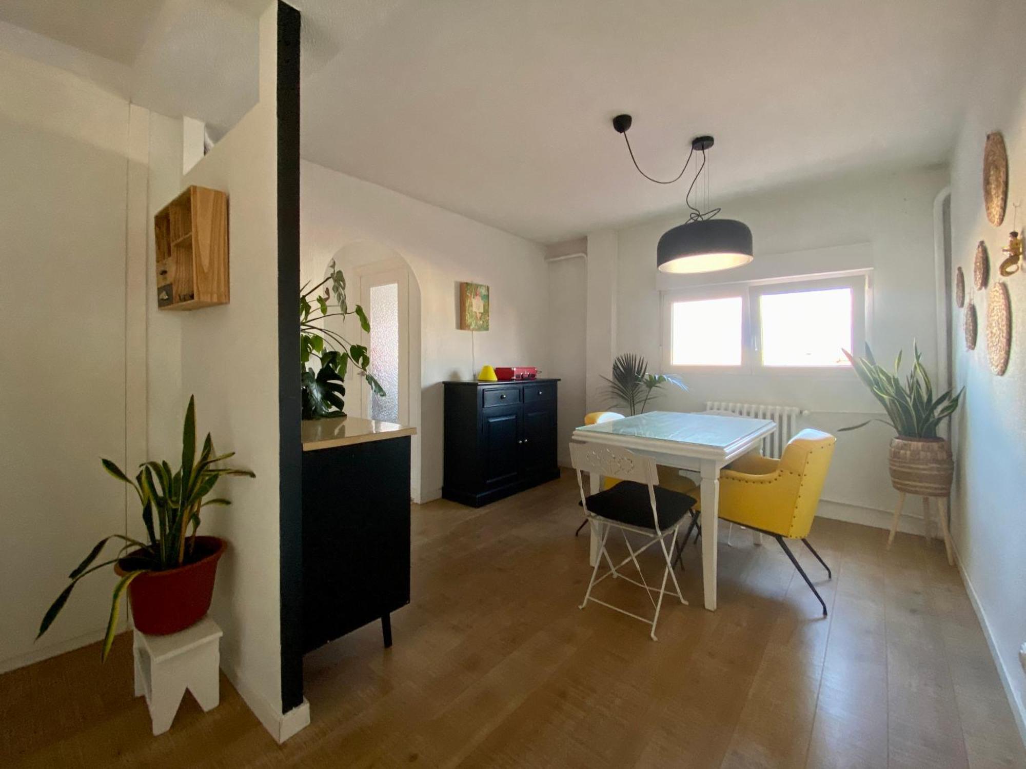 Apartamento Tranquilo En El Centro De Burgo Екстериор снимка