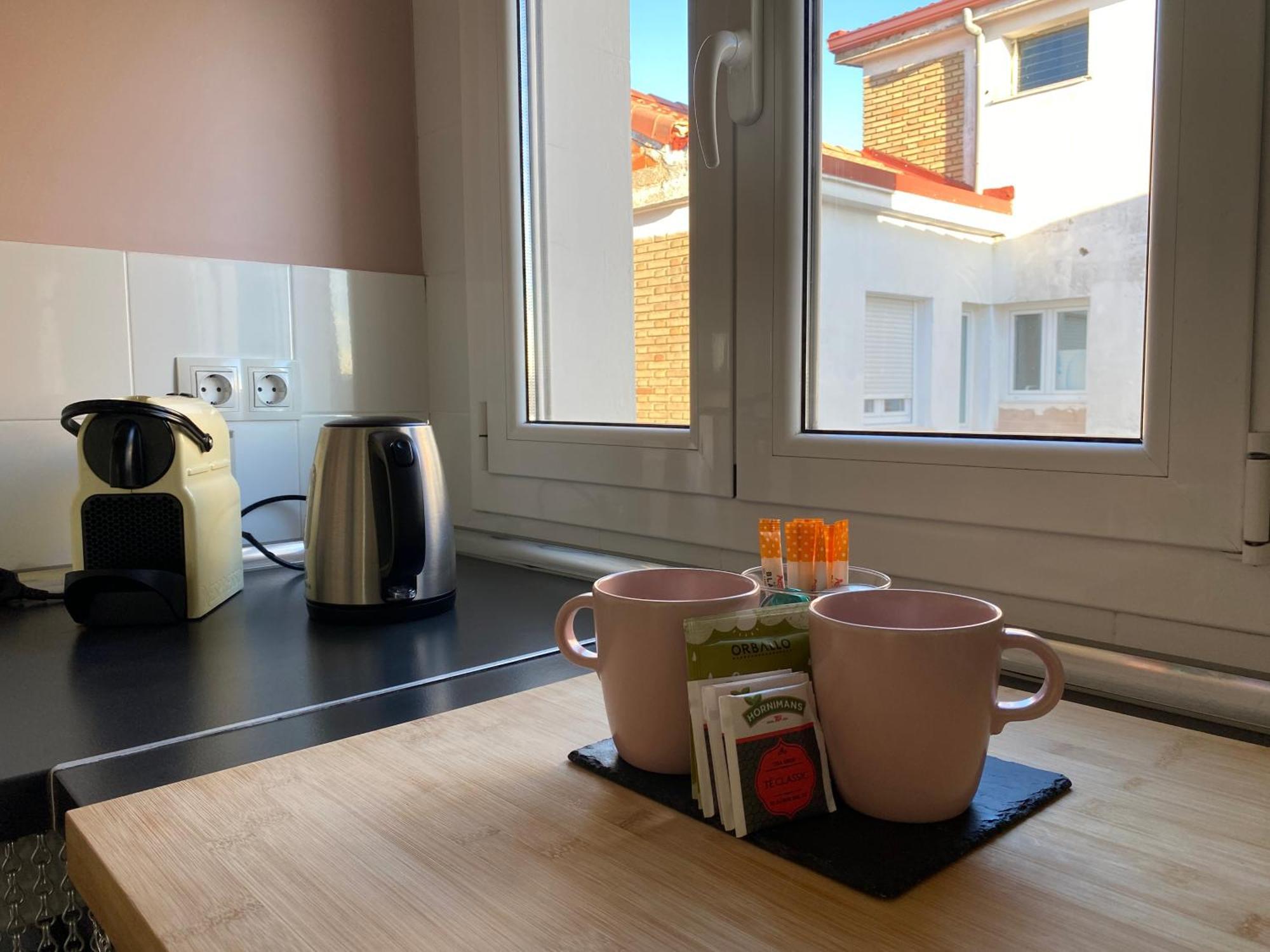 Apartamento Tranquilo En El Centro De Burgo Екстериор снимка